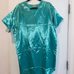 Duo Women’s Gold Coast Night Shirts XL